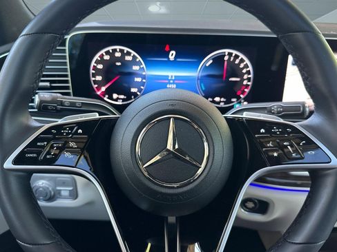Certified 2025 Mercedes-Benz GLE 450e 4MATIC image 10