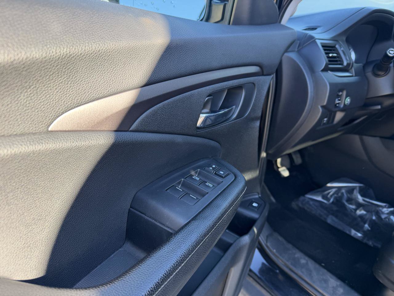 Used 2017 Honda Ridgeline RTL-T image 9