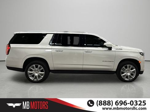 Used 2022 Chevrolet Suburban High Country w/ Max Trailering Package AWD/4WD image 5