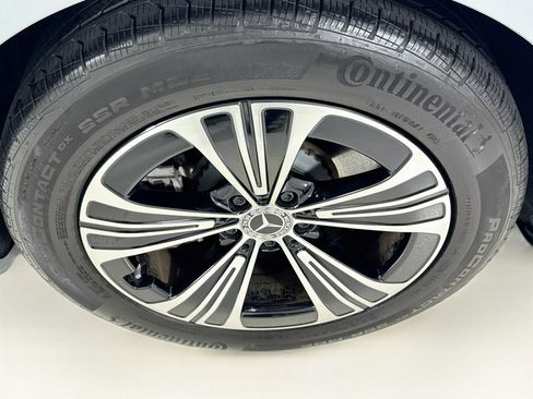 Used 2024 Mercedes-Benz E 450 4MATIC Sedan image 34