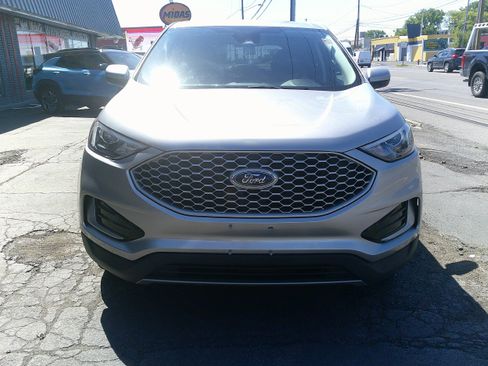 Used 2024 Ford Edge SEL AWD/4WD image 4