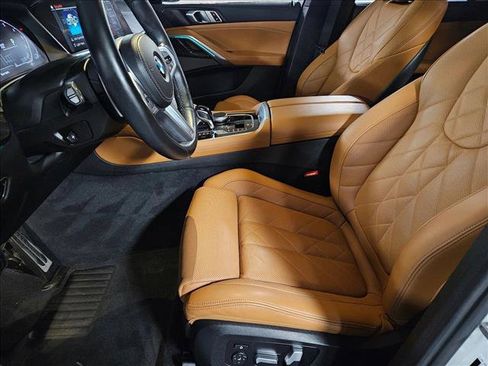 Certified 2023 BMW X6 xDrive40i w/ M Sport Package image 17