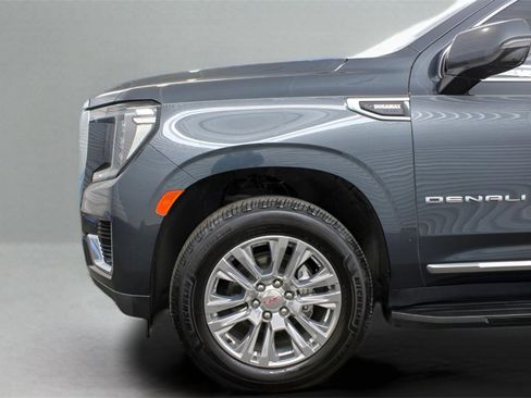 Used 2022 GMC Yukon XL Denali image 33
