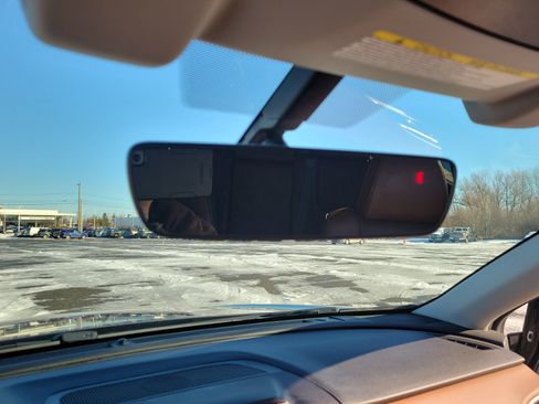 Used 2020 Subaru Outback Touring XT image 29