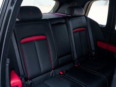 Used 2023 Rolls-Royce Cullinan image 26