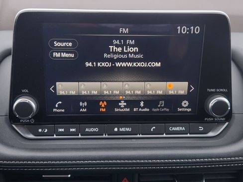 Used 2023 Nissan Rogue SV image 18