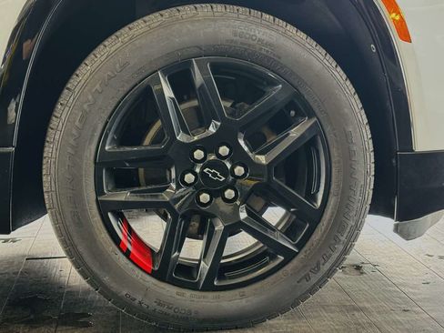 Used 2023 Chevrolet Traverse Premier w/ Redline Edition FWD image 23