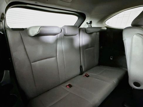 Used 2022 Toyota Highlander Bronze Edition FWD image 41