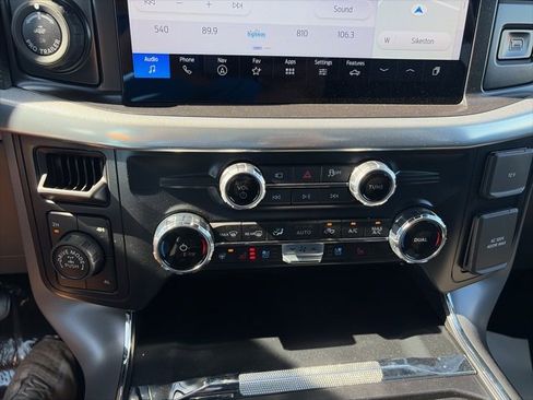 New 2025 Ford F150 Lariat w/ Equipment Group 502A High image 23