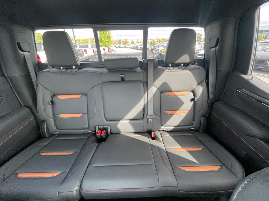 New 2026 GMC Sierra 1500 AT4 w/ AT4 Premium Package AWD/4WD image 22