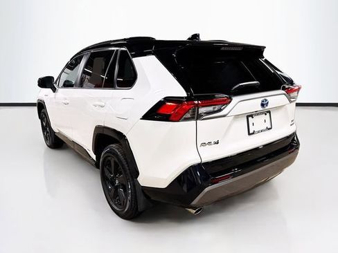 Used 2021 Toyota RAV4 XSE image 5