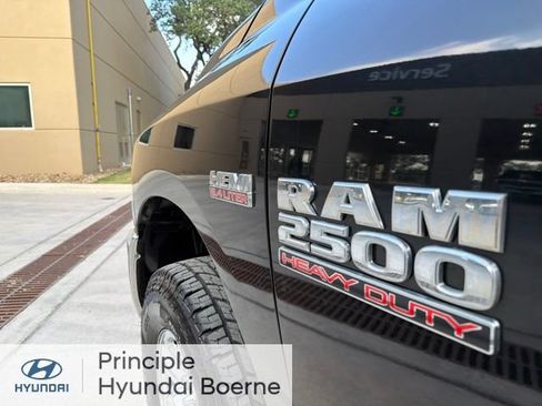 Used 2015 RAM 2500 Tradesman w/ Chrome Appearance Group AWD/4WD image 16