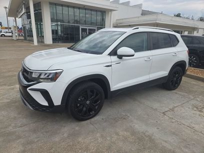 Used 2022 Volkswagen Taos SE