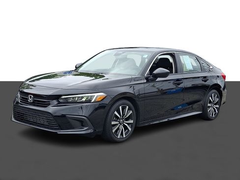 Certified 2024 Honda Civic EX image 3