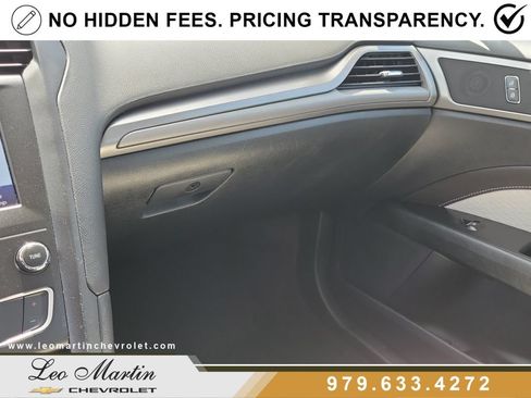 Used 2020 Ford Fusion SE w/ Equipment Group 151A FWD image 30