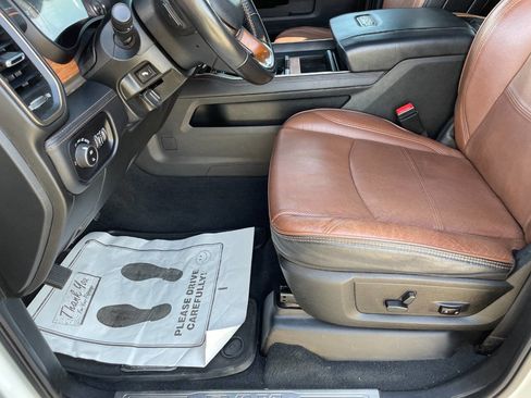 Used 2022 RAM 3500 Limited image 19