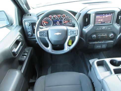 Certified 2022 Chevrolet Silverado 1500 Custom w/ Safety Confidence Package AWD/4WD image 15