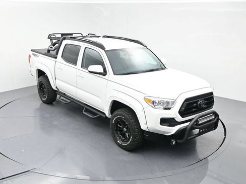 Used 2023 Toyota Tacoma SR AWD/4WD image 17