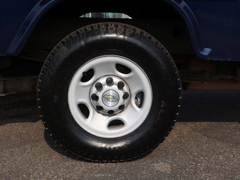 Used 2009 Chevrolet Silverado 2500 W/T image 9