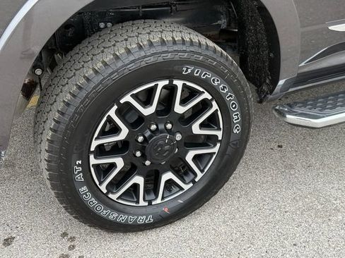 New 2025 RAM 2500 Limited AWD/4WD image 4