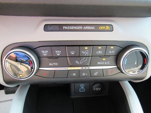 Used 2023 Ford Escape Active AWD/4WD image 18
