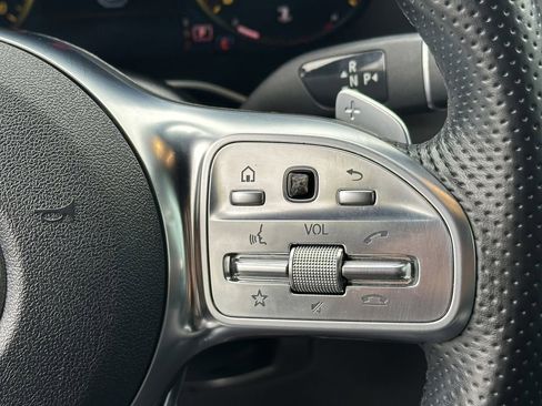 Certified 2022 Mercedes-Benz GLC 300 image 29