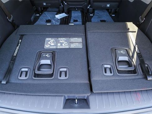 New 2026 Kia Carnival EX image 27