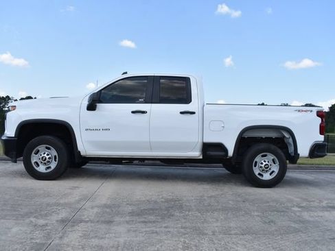 Used 2023 Chevrolet Silverado 2500 W/T w/ WT Fleet Convenience Package AWD/4WD image 3