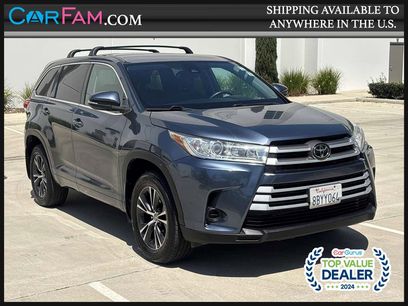 Used 2018 Toyota Highlander LE