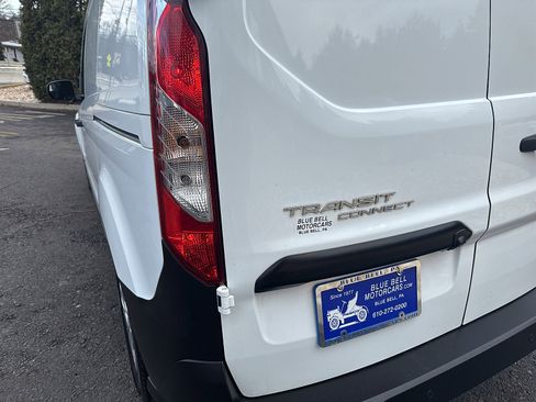 Used 2022 Ford Transit Connect XL w/ CNG/LPG Engine Prep Package image 18