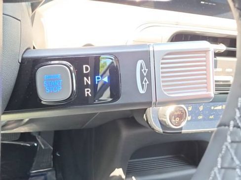 Used 2026 Hyundai Palisade Limited AWD/4WD image 24