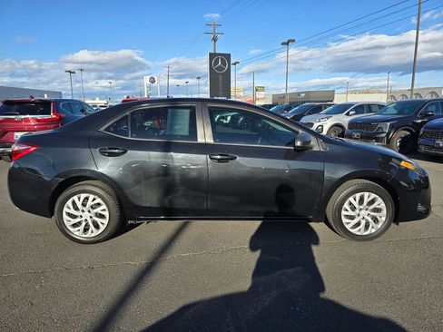 Used 2019 Toyota Corolla LE image 6
