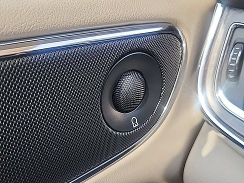 Used 2020 Lincoln Continental Reserve AWD/4WD image 8