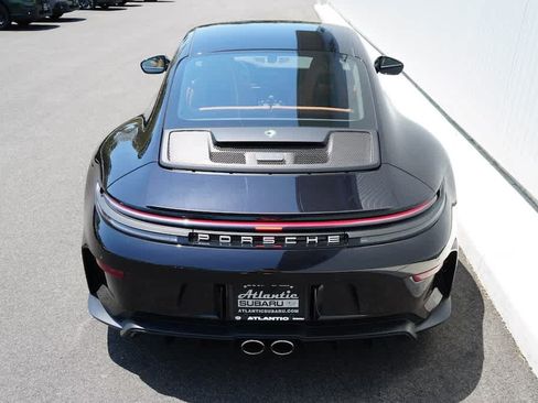 Used 2025 Porsche 911 GT3 RWD image 11