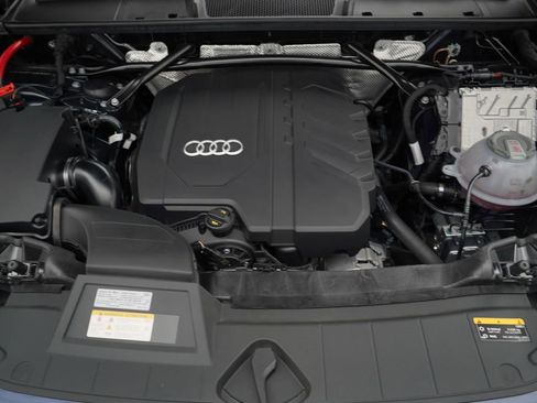 Used 2025 Audi Q5 2.0T Premium image 12