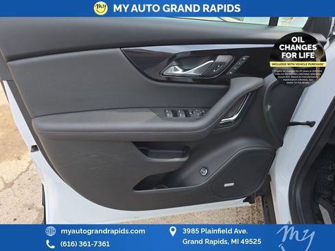 Used 2019 Chevrolet Blazer RS image 17