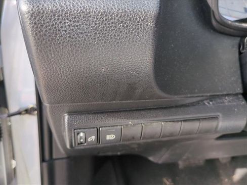 Used 2022 Toyota Corolla LE FWD image 13