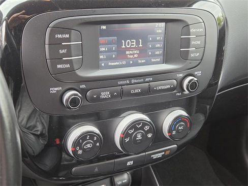 Used 2016 Kia Soul ! image 21
