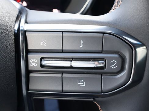 New 2026 GMC Canyon AT4 image 17