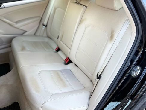 Used 2012 Volkswagen Passat 2.5 SE image 18