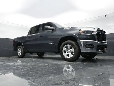 New 2026 RAM 1500 4x4 Crew Cab image 47