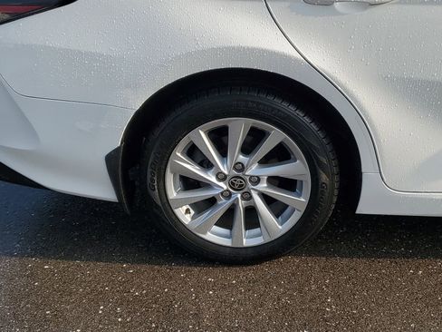 Certified 2023 Toyota Camry LE image 5