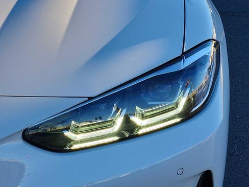 Certified 2023 BMW 430i xDrive Coupe w/ Premium Package image 8