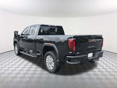 Used 2022 GMC Sierra 2500 Denali w/ Denali Ultimate Package AWD/4WD image 3