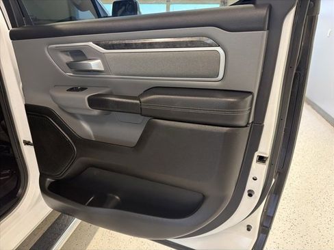 Used 2021 RAM 1500 Big Horn image 36