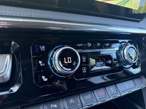 New 2026 GMC Sierra 1500 Denali AWD/4WD image 23