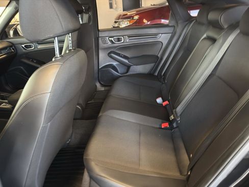 Used 2025 Honda Civic Sport image 19