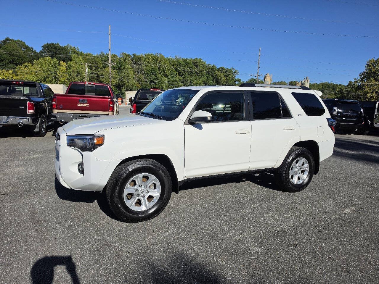 Used 2021 Toyota 4Runner SR5 RWD image 3