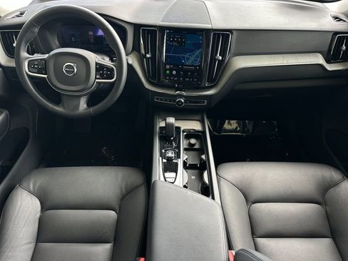 Certified 2025 Volvo XC60 B5 Plus AWD/4WD image 12