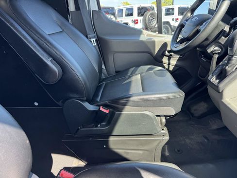 Used 2023 Ford Transit 250 Medium Roof AWD w/ Load Area Protection Package image 8